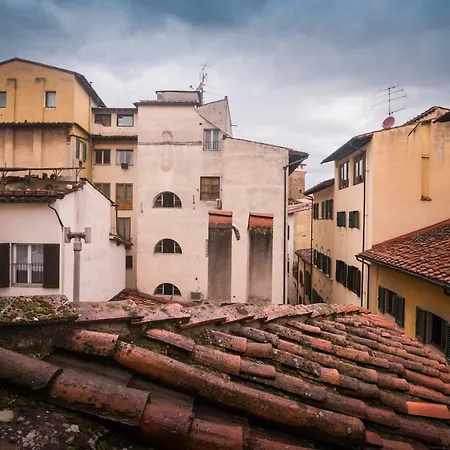 Location In Inviting Apartment Florence