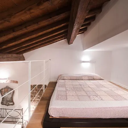 Location In Inviting Apartment