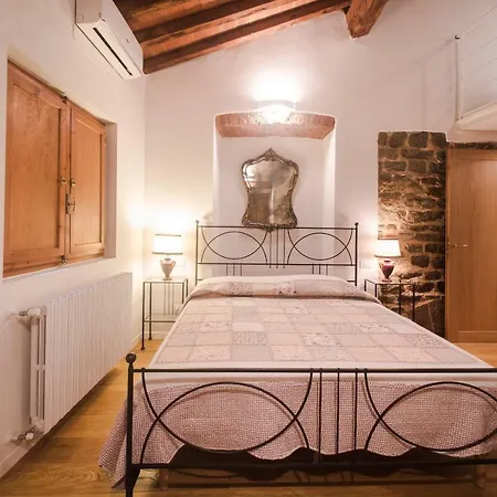 Location In Inviting Florence